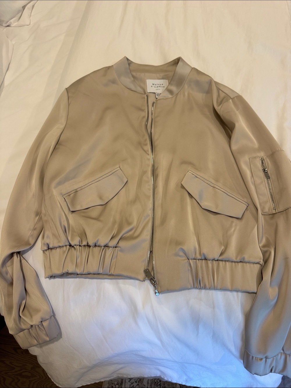 Maison d’Amelie satin bomber